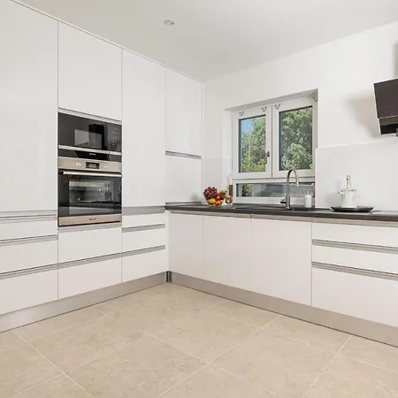 Pafran With Heated Pool Krk Krk Town