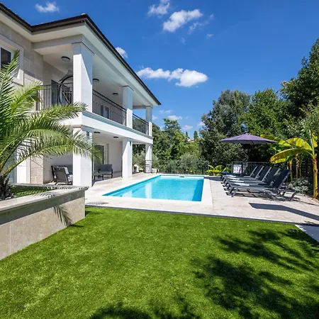 Pafran With Heated Pool Krk *