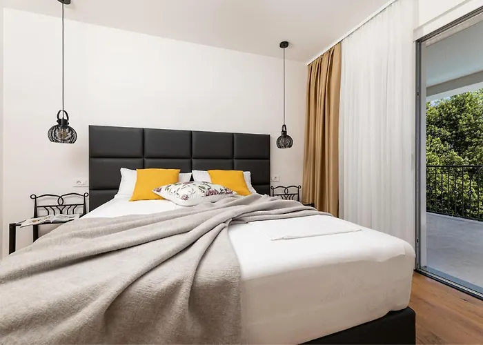 Pafran With Heated Pool Krk Villa *