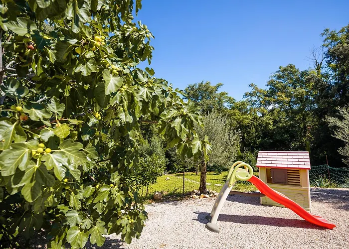 Villa Pafran With Heated Pool Krk *