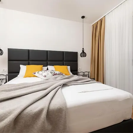 Pafran With Heated Pool Krk Villa *